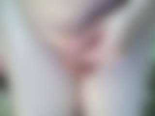 betty1's Live Sex Cam Show