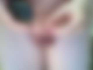 Live cam show with betty1 - Small Tits on livesuperchat.net