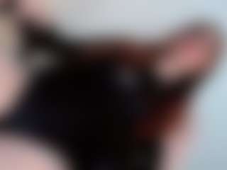 LiillyRousse's Live Sex Cam Show