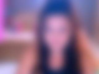 Ariellefoxy MILF webcam performer live streaming