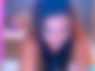Live cam show with Ariellefoxy - Bedroom MILF on madthumbs