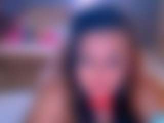 Ariellefoxy MILF webcam performer live streaming