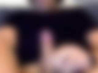 Live cam show with Cranzo13 - Living Room on sexytreat.net