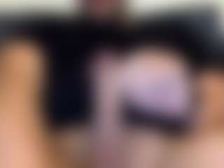 Cranzo13's Live Sex Cam Show
