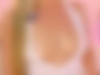 Live cam show with alison-collins - Solo on Fapmatic.com