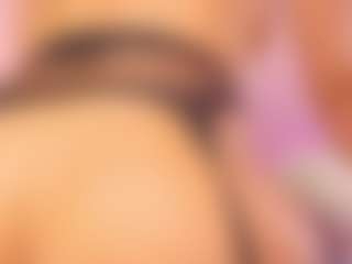 Live cam show with alison-collins - Double Penetration on Camming Site