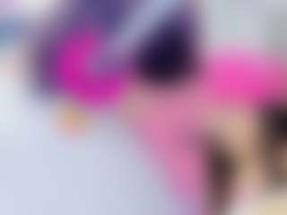 Live cam show with Daki-Ume - Butt Plug on milfzrlive.com
