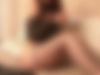 Live cam show with CassieHilton - Wife on fuck-show.com