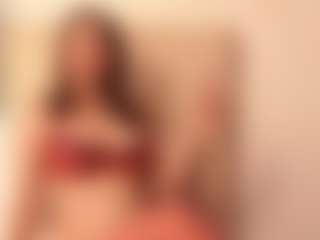 Live cam show with CassieHilton - Housewife on ObeyMaria