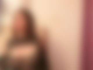 Live cam show with CassieHilton - Wife on Camsoda