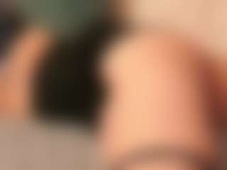 Live cam show with CassieHilton - Housewife on EXY