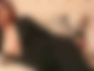Live cam show with CassieHilton - Red Hair MILF on liverealitysex.com