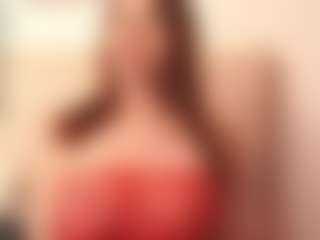 Live cam show with CassieHilton - Housewife on slutload