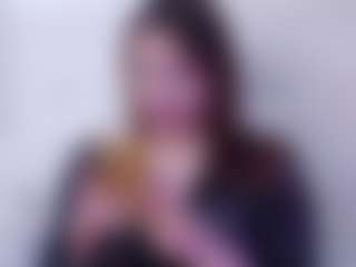 Live cam show with CassieHilton - Housewife on madthumbs