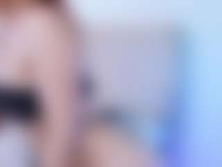 Spettacolo in cam dal vivo con CassieHilton - Red Hair Middle Aged su Camsoda