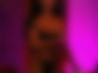 Live cam show with EvaRaynee - Joi on Dare Cams
