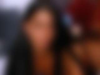 Live cam show with EvaRaynee - Smoking on Camming Site