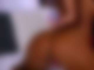 Live cam show with EvaRaynee - Brown Hair on Soda Cam