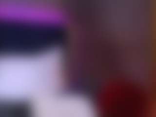 EvaRaynee's Live Sex Cam Show