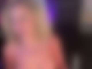 Live cam show with AmJ4play - Mature on chickslive.net