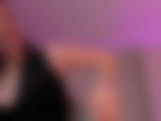 CorinneRusso's Live Sex Cam Show