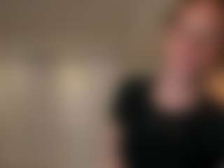 CorinneRusso's Live Sex Cam Show