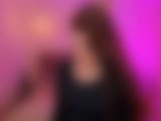 Live cam show with CorinneRusso - Small Ass on Dare Cams