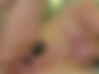 moniqque's Live Sex Cam Show