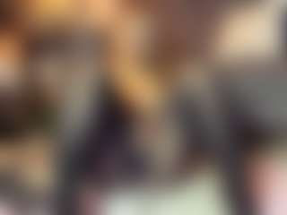 Live cam show with samantha-hot19 - Legs on milfzrlive.com