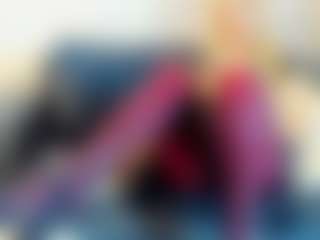 Live cam show with sammy-kat - Mature Middle Aged on Strip Flash - Live Sex Shows