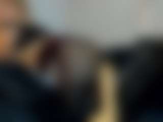 Live cam show with sammy-kat - Oil on Dolls Live