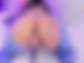 Live cam show with Shalom - Tittyfuck on sexytreat.net