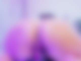 Live cam show with Shalom - Striptease Granny on Camsoda
