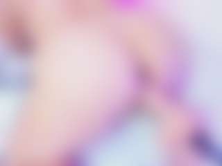 Live cam show with Shalom - Granny Petite on CamSextacy