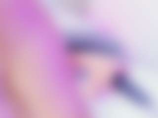 Shalom MILF webcam performer live streaming