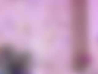 Live cam show with Shalom - Granny Petite on liverealitysex.com