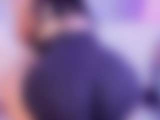 Live cam show with Shalom - Granny Petite on Uber Horny