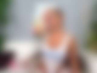 Live cam show with itshayleydavies - Pornstar Young Adult on Camsoda