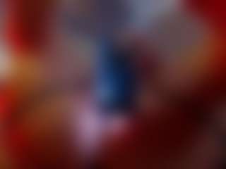 Live cam show with SilvanaAllen - Skinny on AdultVida.com