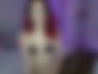 Live cam show with Calista Chaos - Girlnextdoor on Livezox