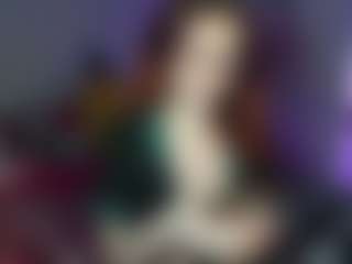 Live cam show with Calista Chaos - Flexible on madthumbs