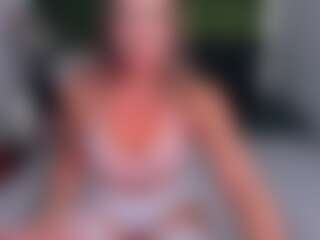 AmellyMorri's Live Sex Cam Show
