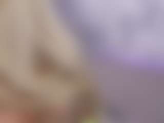 Live cam show with BambiKayy - Petite MILF on slutload