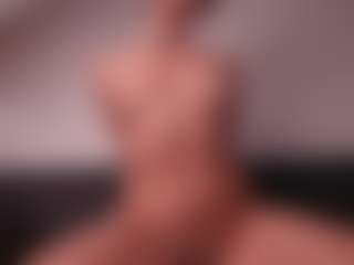 Live cam show with GigiLee - Seduction on StripNow