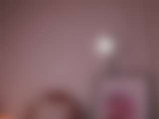 Live cam show with GigiLee - Striptease Asian on Streamer API