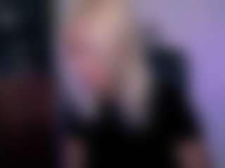 Live cam show with blondie-melisa - Smoking on Uber Horny