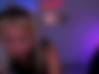 Live cam show with blondie-melisa - Moaning on Pornisteam.com
