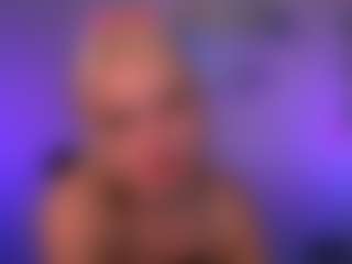 Live cam show with blondie-melisa - Gray Eyes on livesuperchat.net