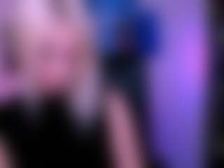 Live cam show with blondie-melisa - Blonde Hair Dildo on Hubzter Live