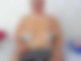 Live cam show with salome - Lovense on https://playwithruby.com